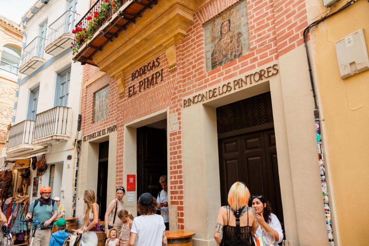 In The Historic Center Of Malaga, Very Close To The Beach And The Ave Train Station, With Private Parking Экстерьер фото