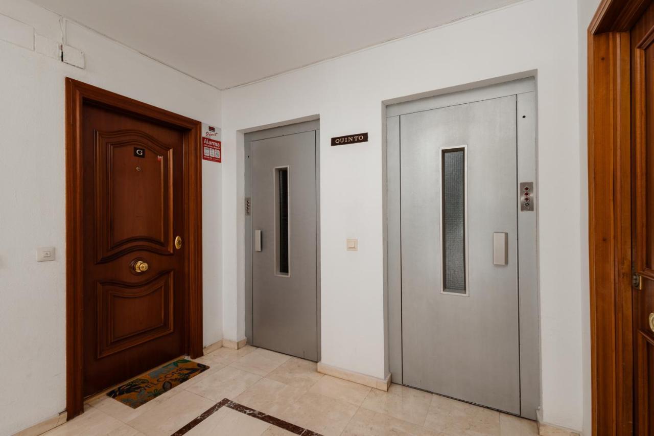 In The Historic Center Of Malaga, Very Close To The Beach And The Ave Train Station, With Private Parking Экстерьер фото