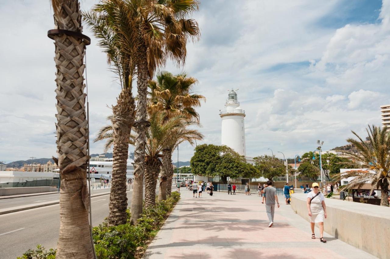 In The Historic Center Of Malaga, Very Close To The Beach And The Ave Train Station, With Private Parking Экстерьер фото