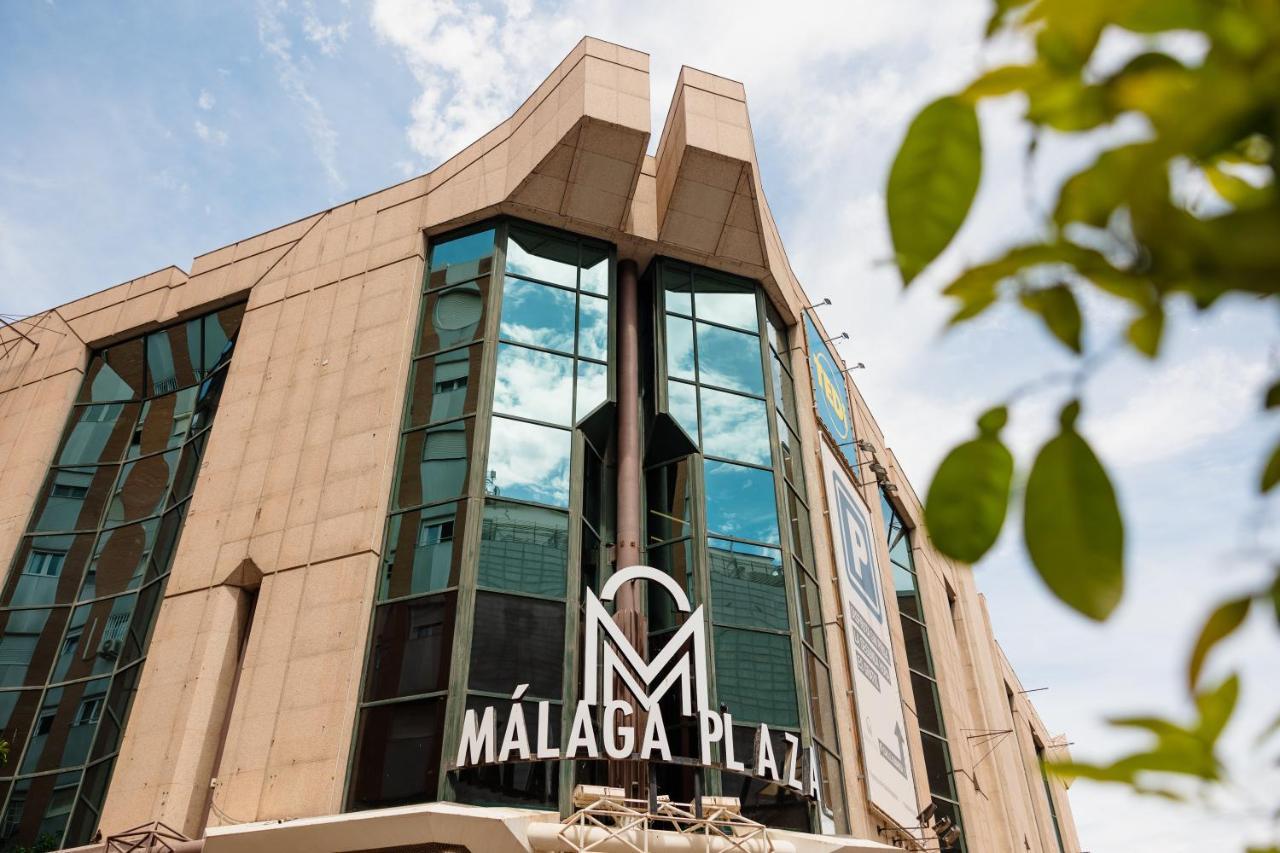 In The Historic Center Of Malaga, Very Close To The Beach And The Ave Train Station, With Private Parking Экстерьер фото