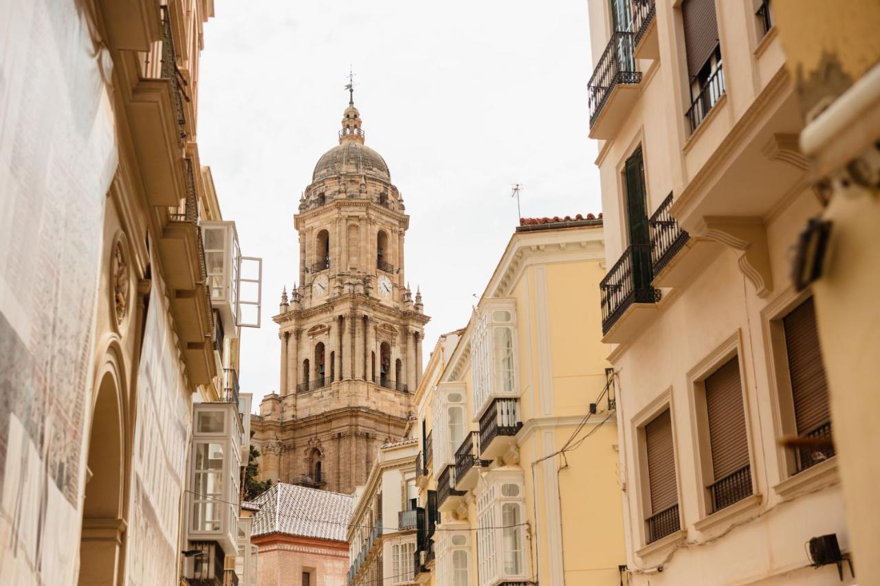 In The Historic Center Of Malaga, Very Close To The Beach And The Ave Train Station, With Private Parking Экстерьер фото